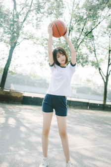 地缚少年花子君